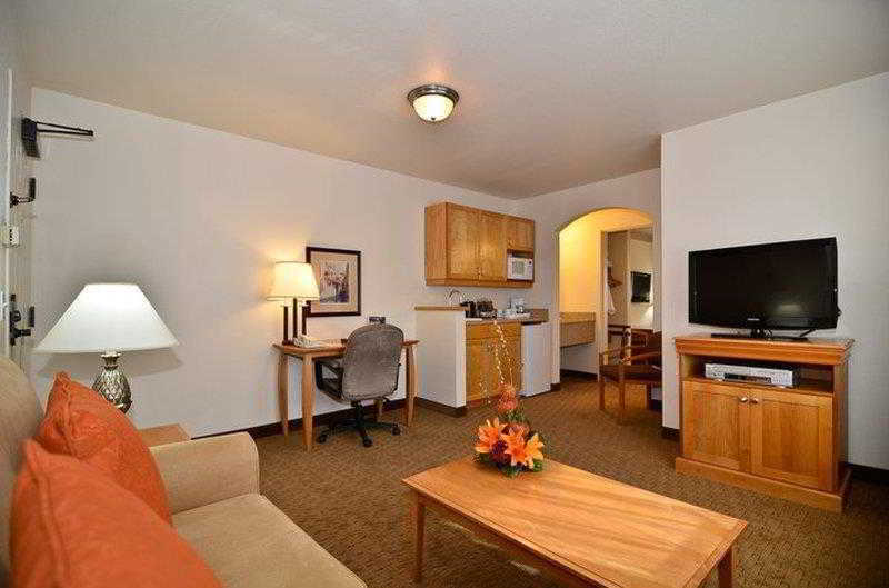 Best Western Plus Edmonds Harbor Inn Habitación foto